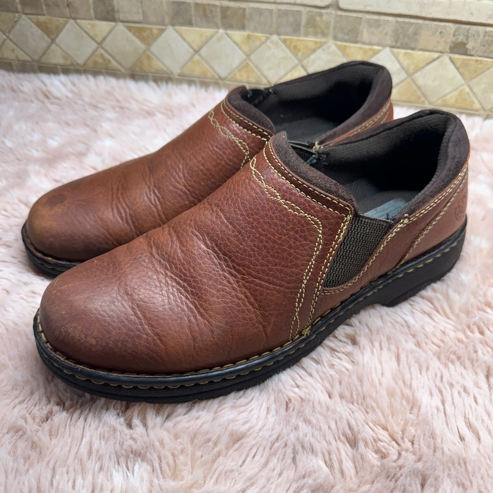 Ariat women’s leather shoes size 10